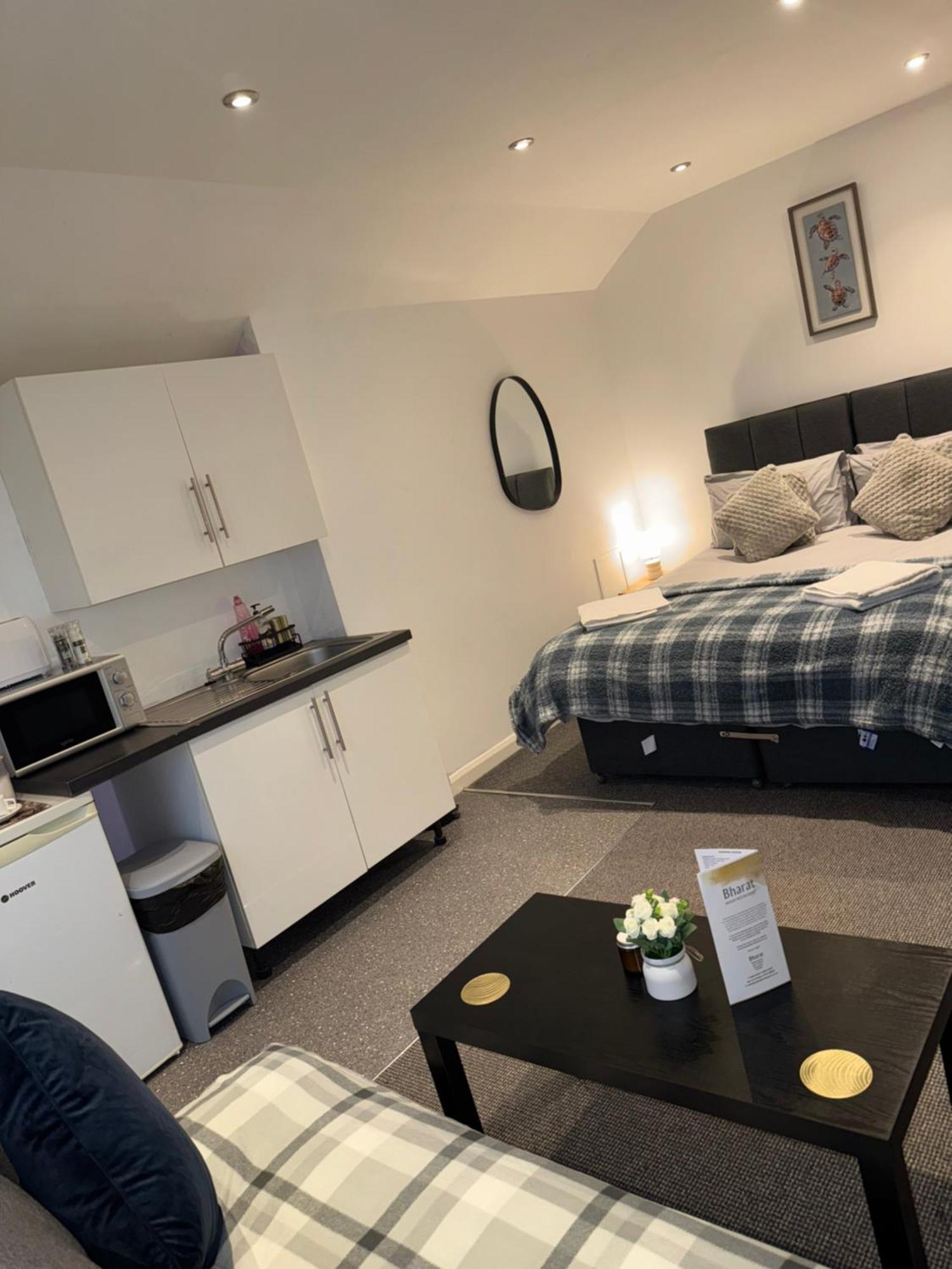 Cosy Countryside Stay- Waters Upton, Telford Exterior photo